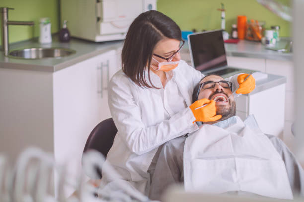 Best Orthodontic Emergency Dentist in North Olmsted, OH